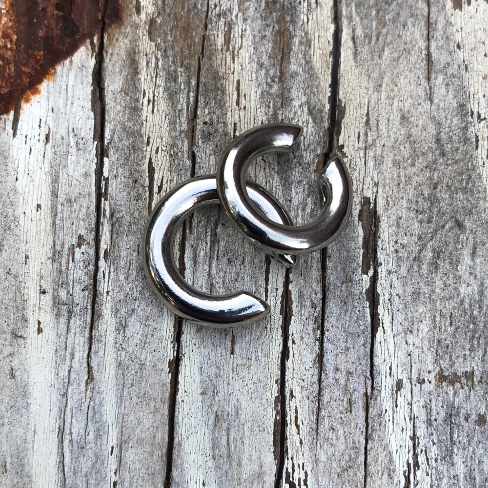 HAYDEN Silver Huggie Ear Cuffs! - Picture 4 of 6